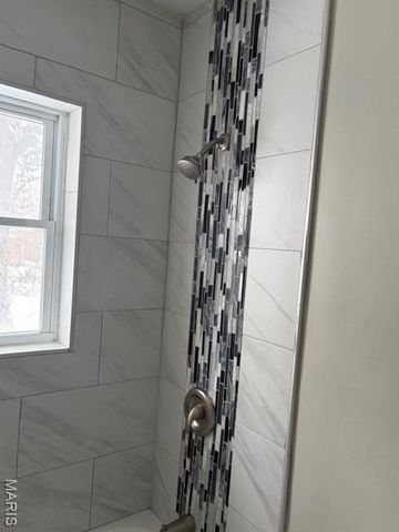 1003 N 86th Street, East St Louis, IL 62203