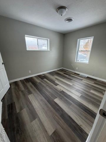 1003 N 86th Street, East St Louis, IL 62203