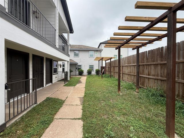 3619 Rosalie Street 3, Houston, TX 77004