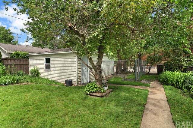 8217 Laramie Avenue, Skokie, IL 60077
