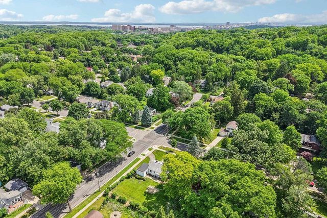 2 S Owen Drive, Madison, WI 53705
