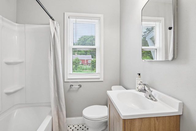 2 S Owen Drive, Madison, WI 53705