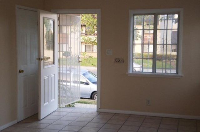 7823 S Normandie, Los Angeles, CA 90044