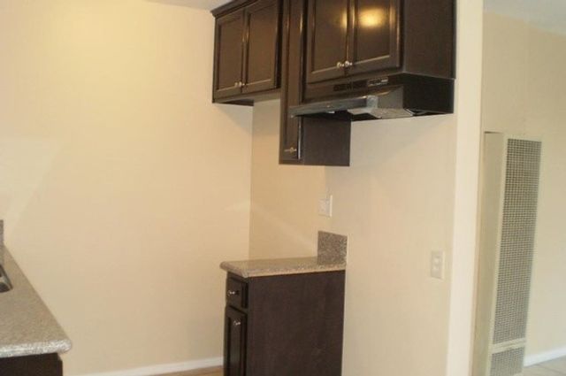 7823 S Normandie, Los Angeles, CA 90044