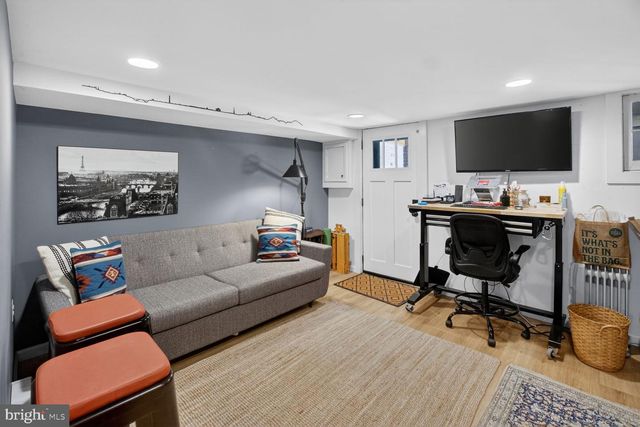 553 24TH ST NE, Washington, DC 20002