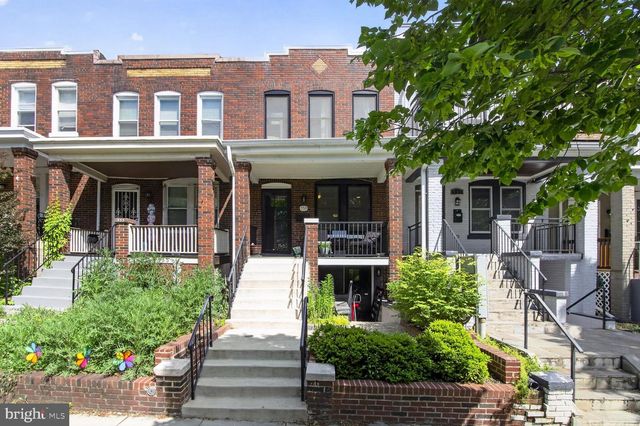 553 24TH ST NE, Washington, DC 20002