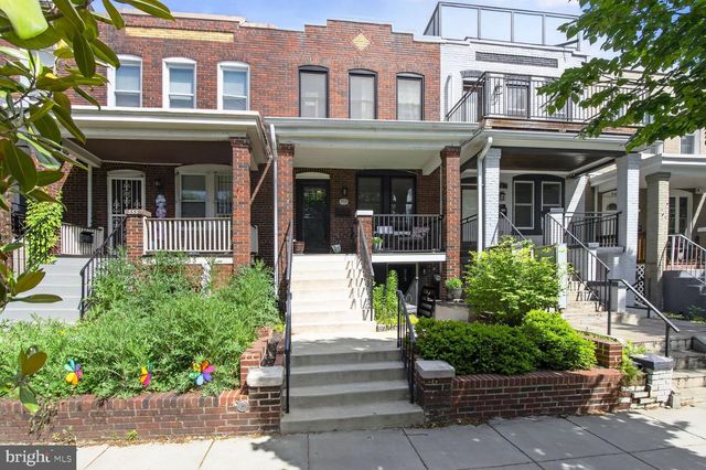 553 24TH ST NE, Washington, DC 20002