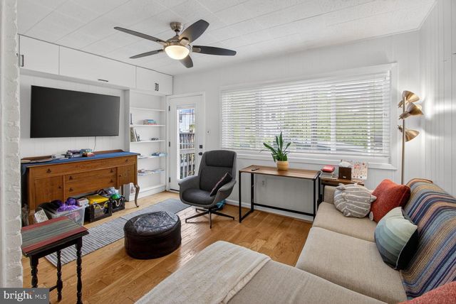 553 24TH ST NE, Washington, DC 20002