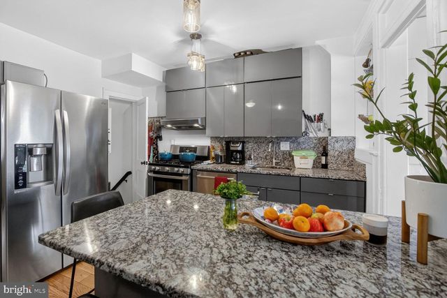553 24TH ST NE, Washington, DC 20002