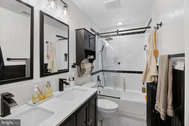 553 24TH ST NE, Washington, DC 20002