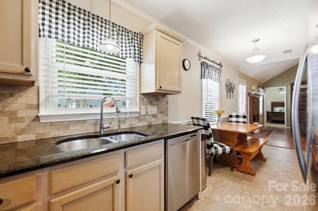 7601 Gillman Court, Charlotte, NC 28269