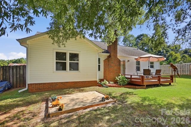 7601 Gillman Court, Charlotte, NC 28269
