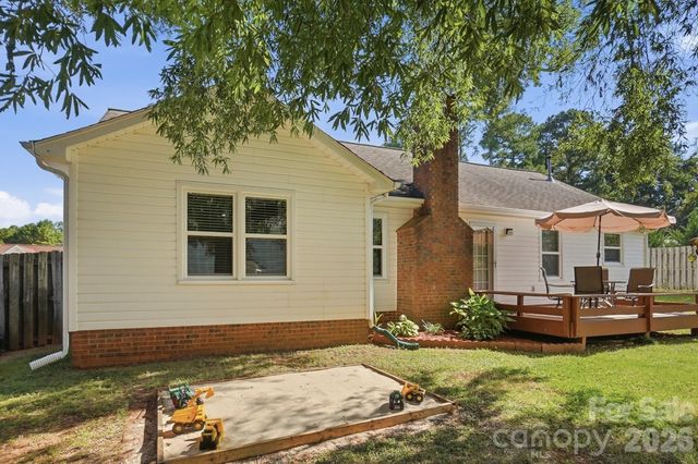 7601 Gillman Court, Charlotte, NC 28269