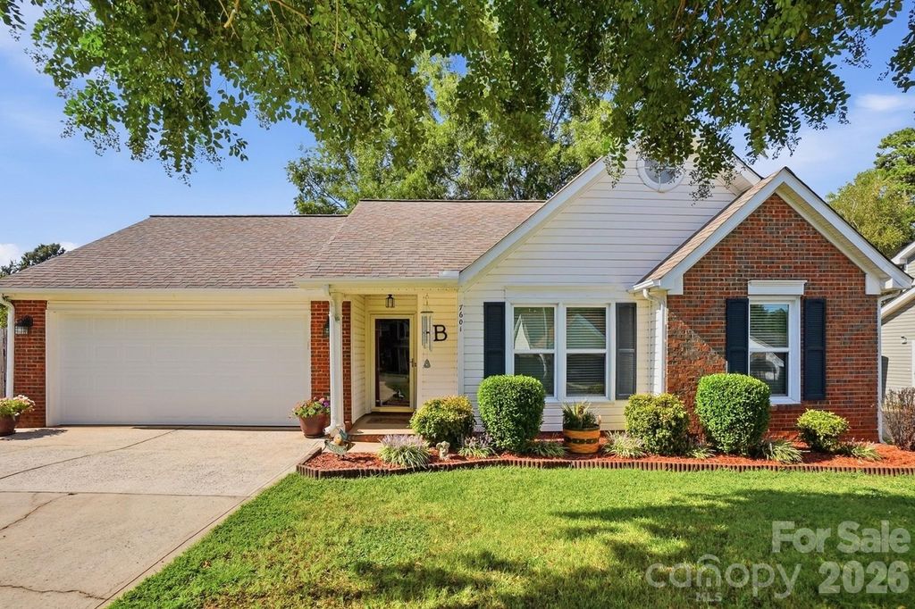 7601 Gillman Court, Charlotte, NC 28269