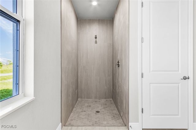 637 Royce RD, Labelle, FL 33935