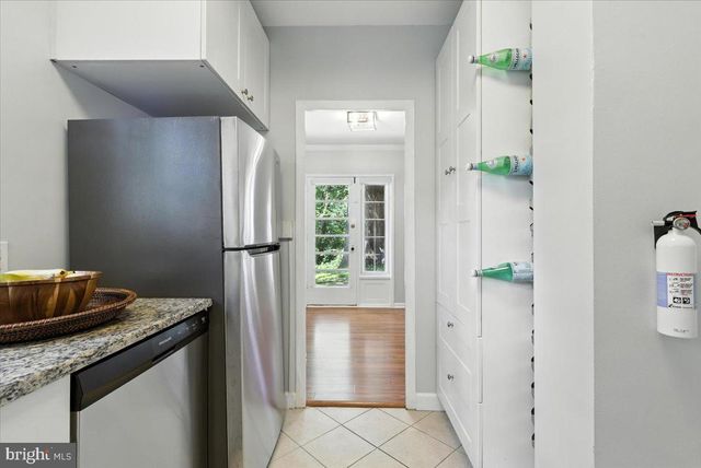 3504 MARTHA CUSTIS DR #315, Alexandria, VA 22302