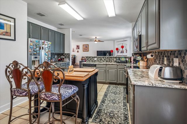 1141 Timberlake Lane, Lewisville, TX 75067