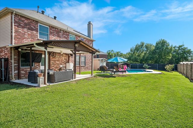 1141 Timberlake Lane, Lewisville, TX 75067