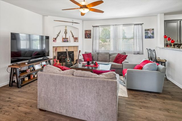 1141 Timberlake Lane, Lewisville, TX 75067