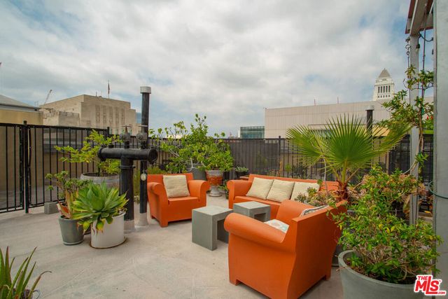 108 W 2nd Street 514, Los Angeles, CA 90012