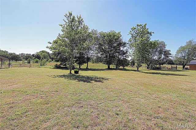 61 County Highway 449, Sikeston, MO 63801