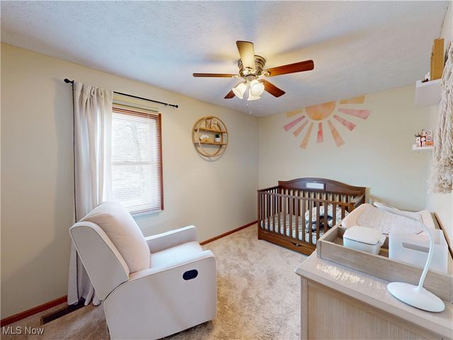 7795 Campton Circle NW, North Canton, OH 44720