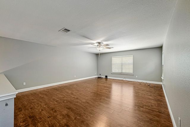 104 N Sumac LN, Georgetown, TX 78633