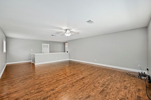 104 N Sumac LN, Georgetown, TX 78633