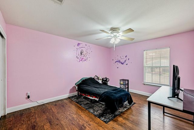 104 N Sumac LN, Georgetown, TX 78633