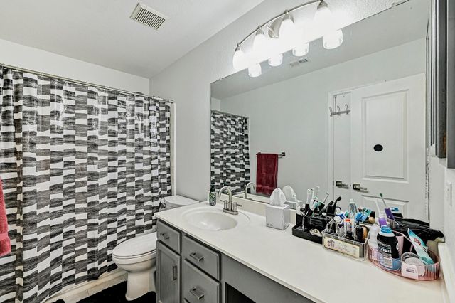 104 N Sumac LN, Georgetown, TX 78633