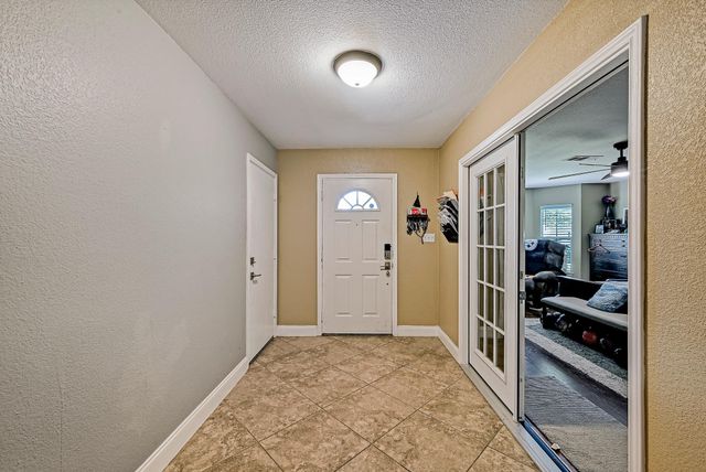 104 N Sumac LN, Georgetown, TX 78633