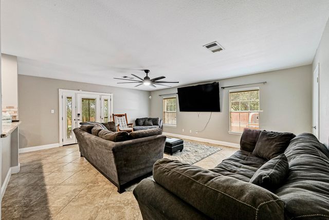 104 N Sumac LN, Georgetown, TX 78633