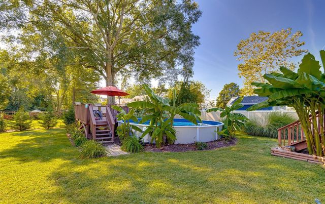 2203 MIDDLEBOROUGH RD, Essex, MD 21221