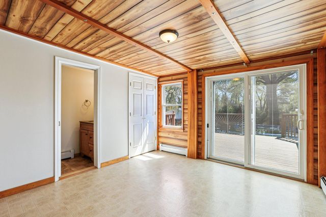 2203 MIDDLEBOROUGH RD, Essex, MD 21221