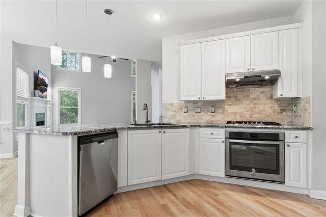 115 Redleaf Court, Alpharetta, GA 30005