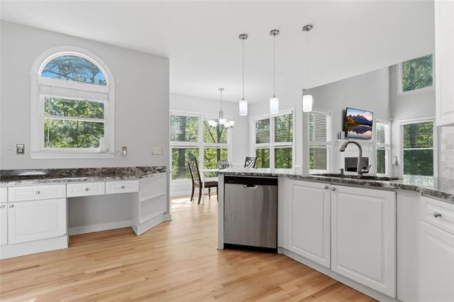 115 Redleaf Court, Alpharetta, GA 30005
