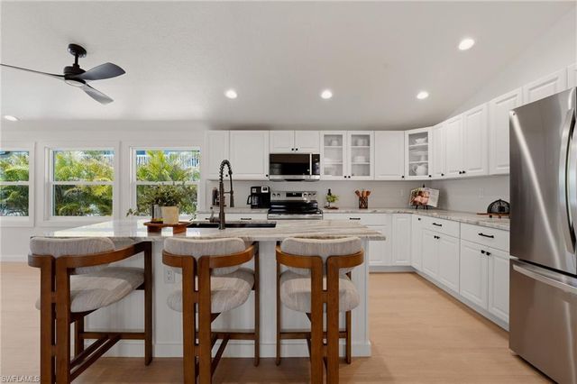 120 Stanford DR, Englewood, FL 34223