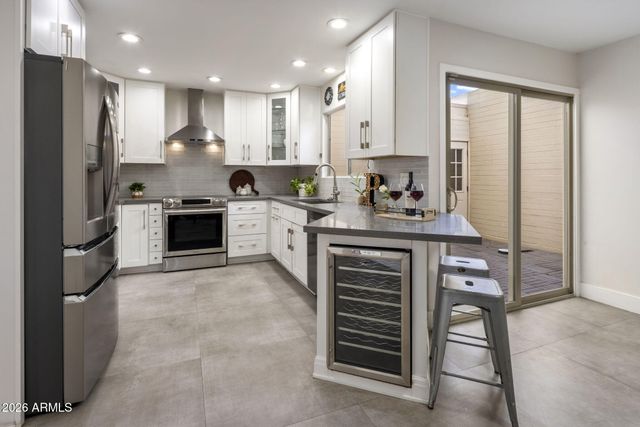 8633 E MONTEROSA Avenue, Scottsdale, AZ 85251