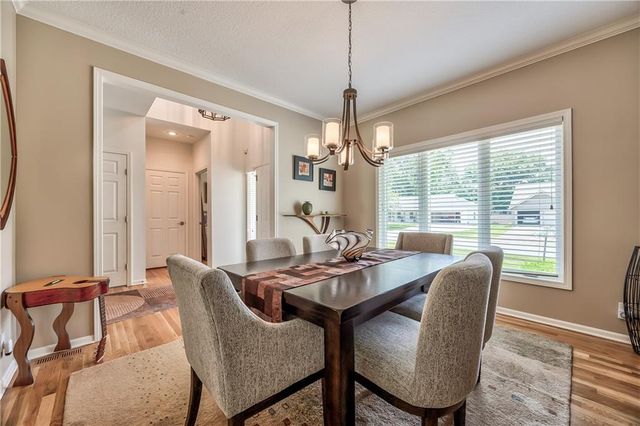 6424 W 100th Terrace, Overland Park, KS 66212