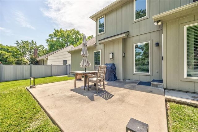 6424 W 100th Terrace, Overland Park, KS 66212