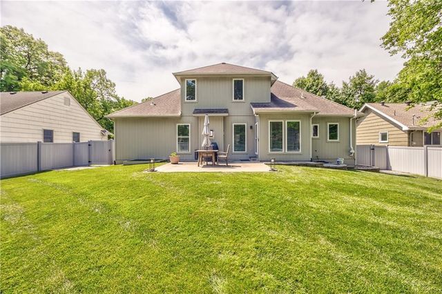 6424 W 100th Terrace, Overland Park, KS 66212