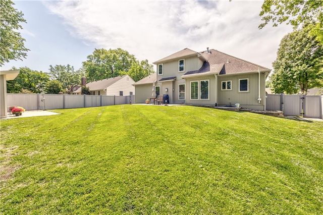 6424 W 100th Terrace, Overland Park, KS 66212