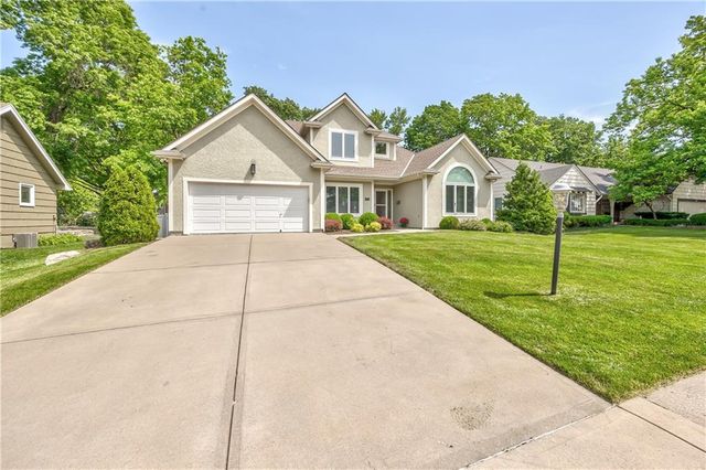 6424 W 100th Terrace, Overland Park, KS 66212