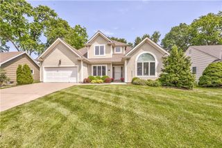 6424 W 100th Terrace, Overland Park, KS 66212