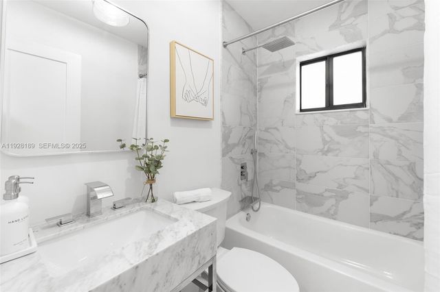 2735 SW 65th Ave, Miami, FL 33155