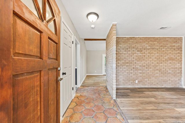 4138 Monaco, San Antonio, TX 78218