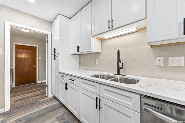 4138 Monaco, San Antonio, TX 78218