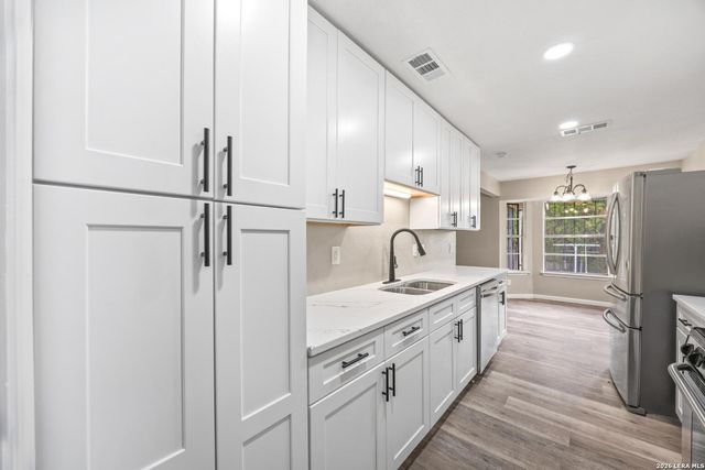 4138 Monaco, San Antonio, TX 78218