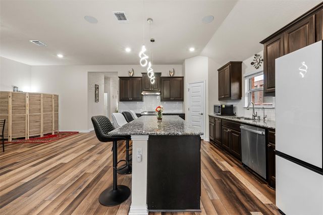 1316 Texas Ash LN, Georgetown, TX 78628