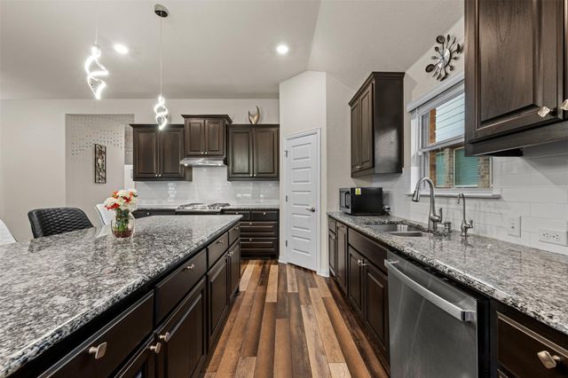 1316 Texas Ash LN, Georgetown, TX 78628